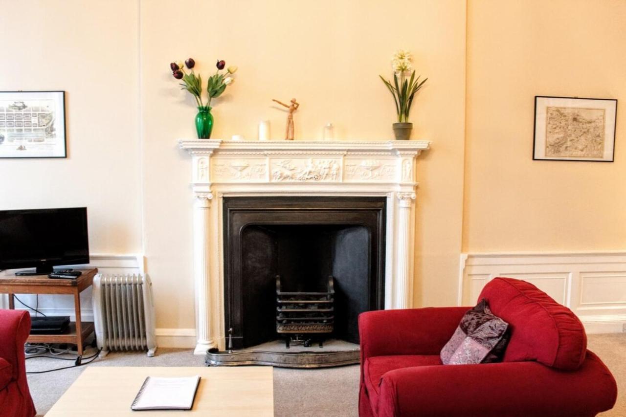 Traditional Georgian Flat In New Town 爱丁堡 外观 照片